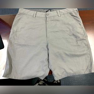 O’Neil men’s shorts